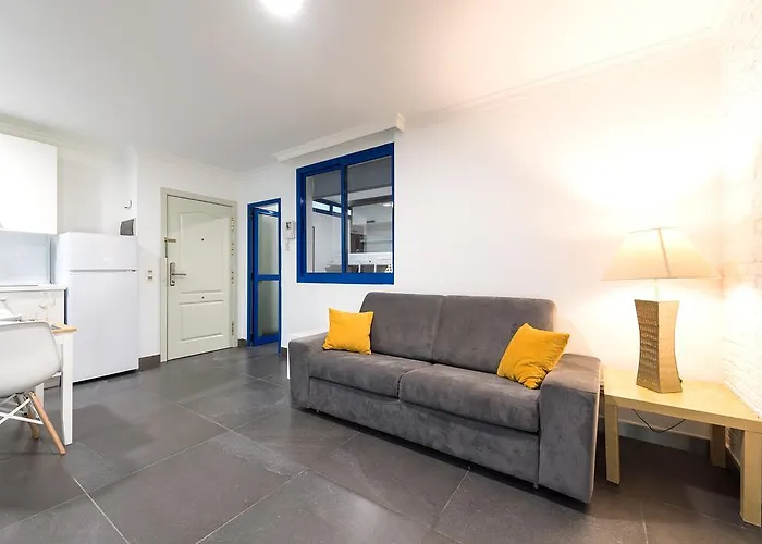 Apartment Garden Dali 17 *